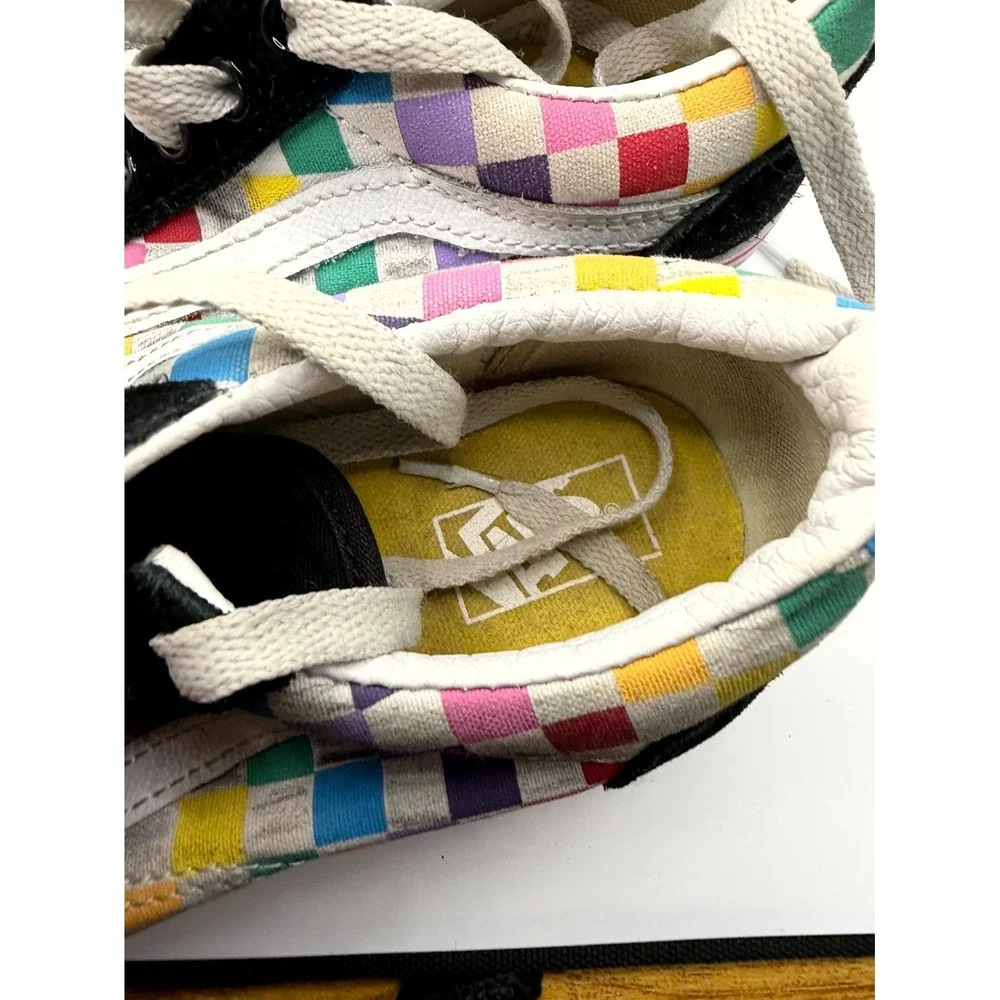 Vans Old Skool Rainbow Checkerboard Unisex Kid 4 Sneaker Black Suede Skate Shoes